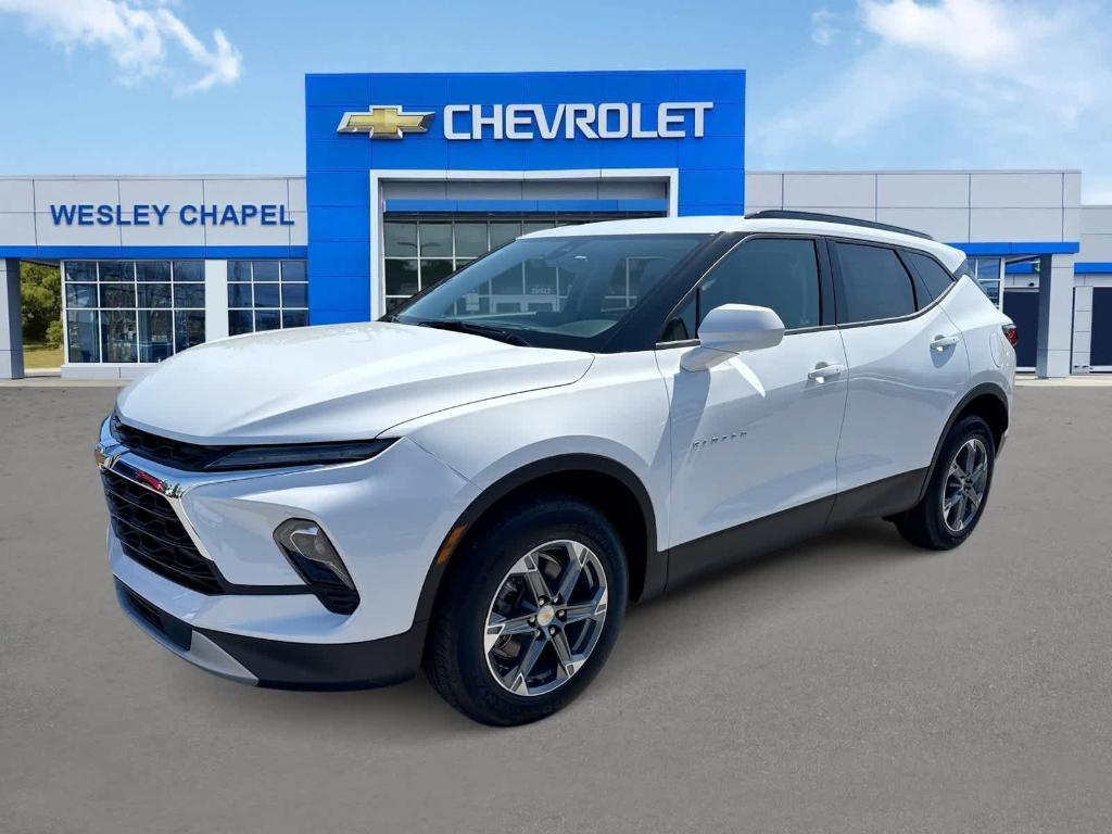 new 2025 Chevrolet Blazer car, priced at $32,185