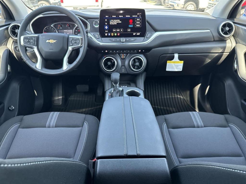 new 2025 Chevrolet Blazer car, priced at $32,185
