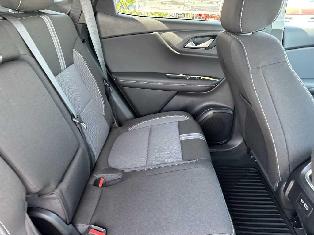 new 2025 Chevrolet Blazer car, priced at $32,185