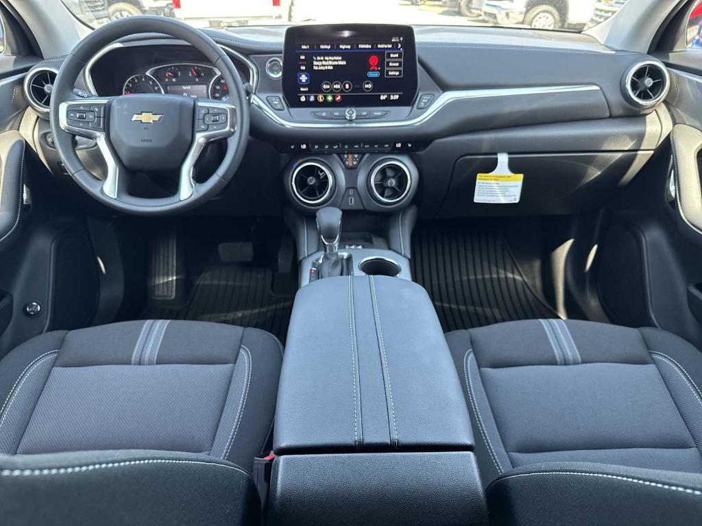 new 2025 Chevrolet Blazer car, priced at $32,185