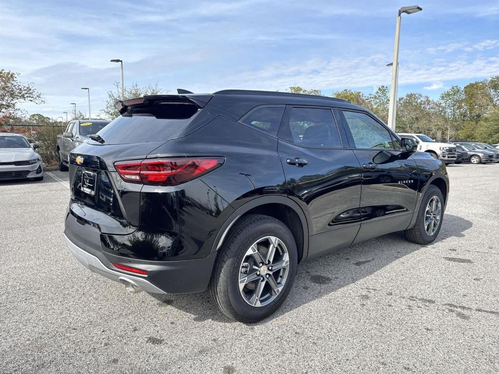 new 2025 Chevrolet Blazer car, priced at $32,485