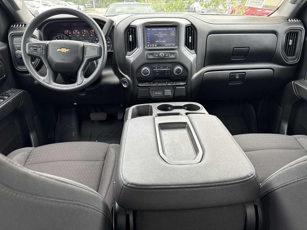 used 2024 Chevrolet Silverado 1500 car, priced at $32,997