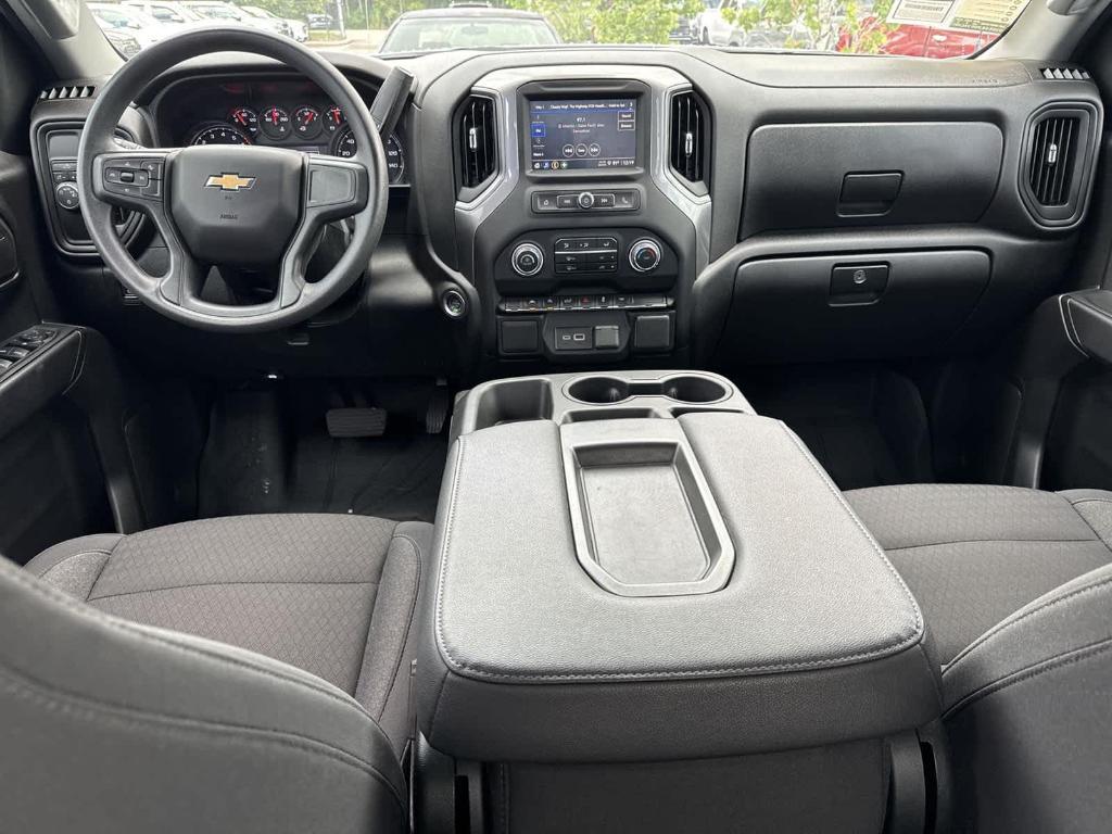 used 2024 Chevrolet Silverado 1500 car, priced at $32,997