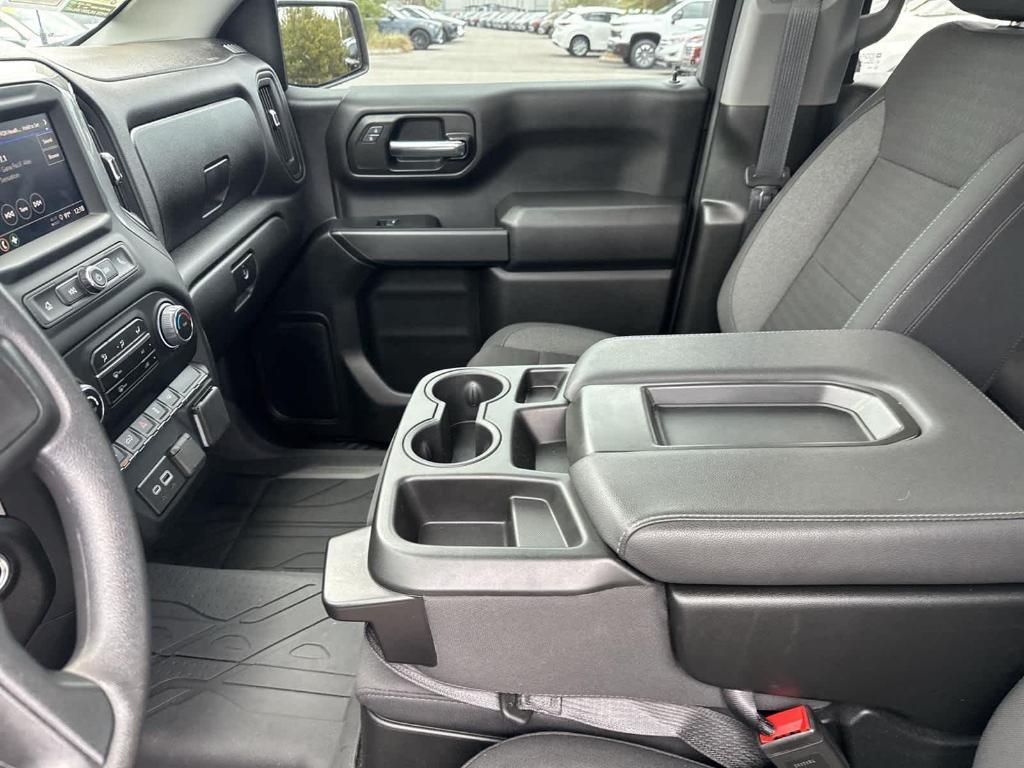 used 2024 Chevrolet Silverado 1500 car, priced at $32,997