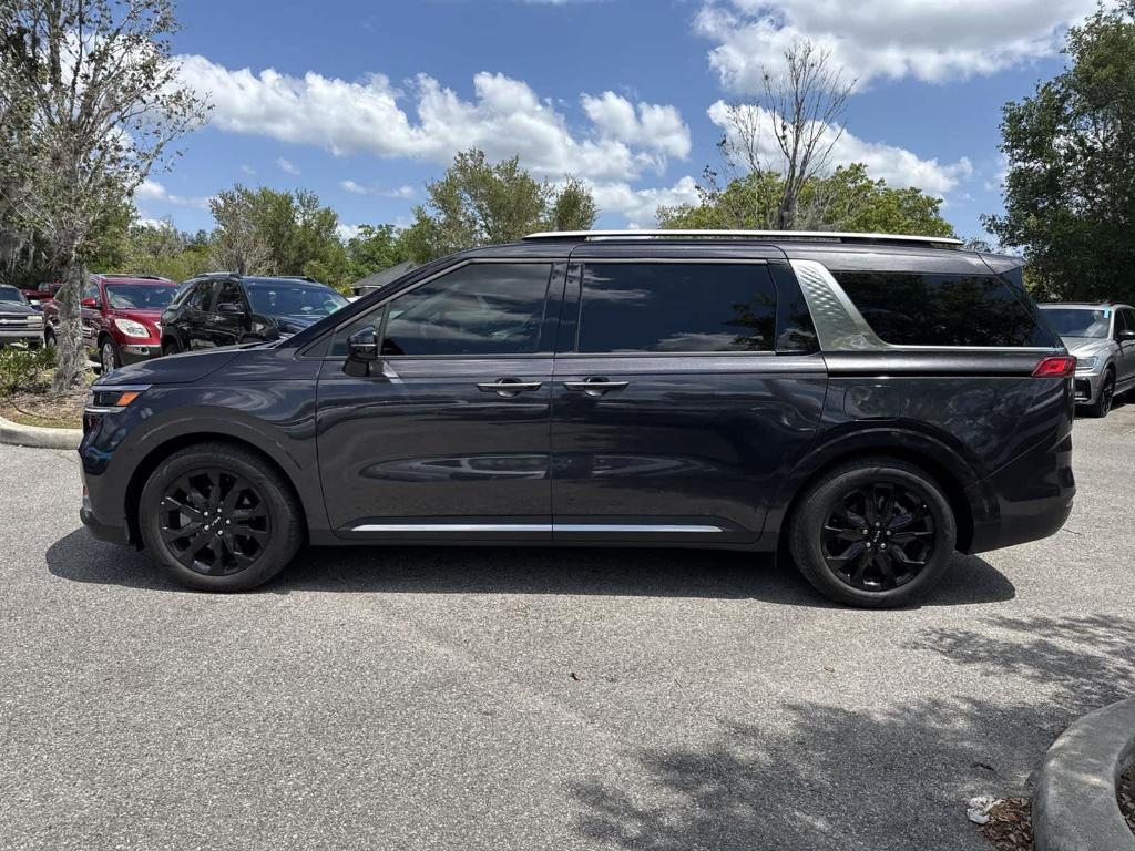used 2024 Kia Carnival car, priced at $39,997