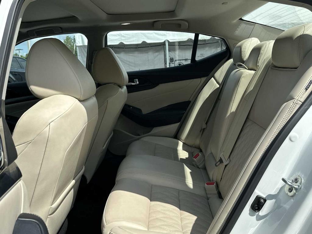 used 2023 Nissan Maxima car, priced at $26,997