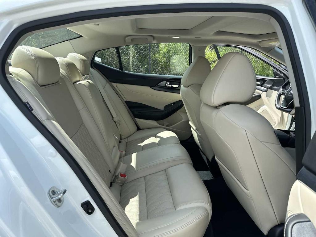 used 2023 Nissan Maxima car, priced at $26,997