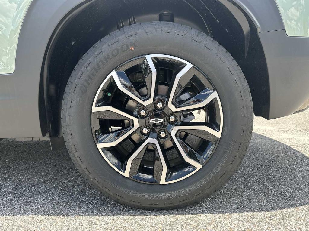 new 2026 Chevrolet TrailBlazer car, priced at $27,045