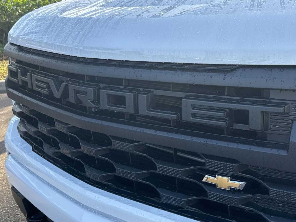 new 2025 Chevrolet Silverado 1500 car, priced at $38,160