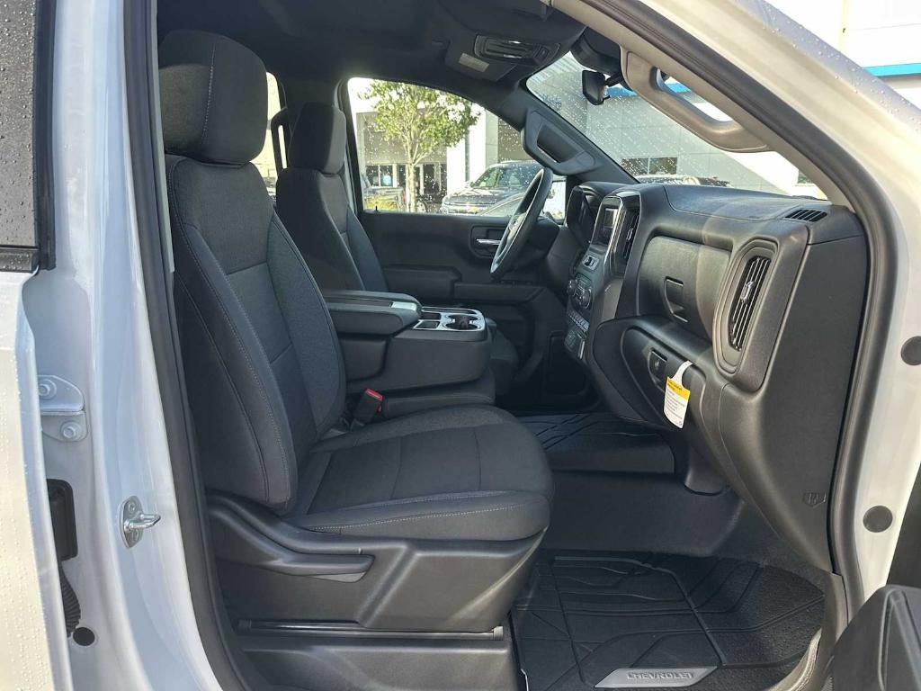 new 2025 Chevrolet Silverado 1500 car, priced at $38,160