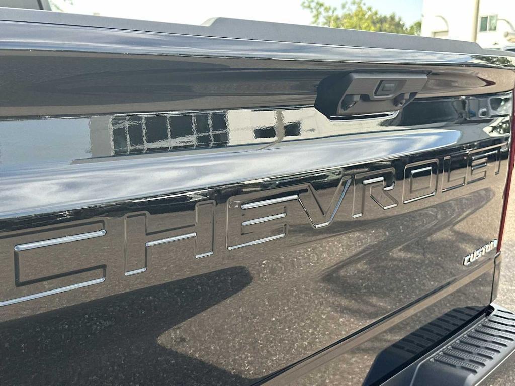new 2025 Chevrolet Silverado 1500 car, priced at $38,160