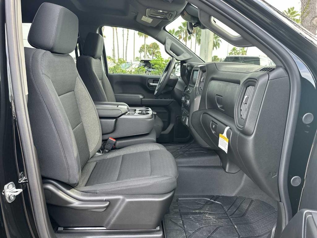 new 2025 Chevrolet Silverado 1500 car, priced at $38,160
