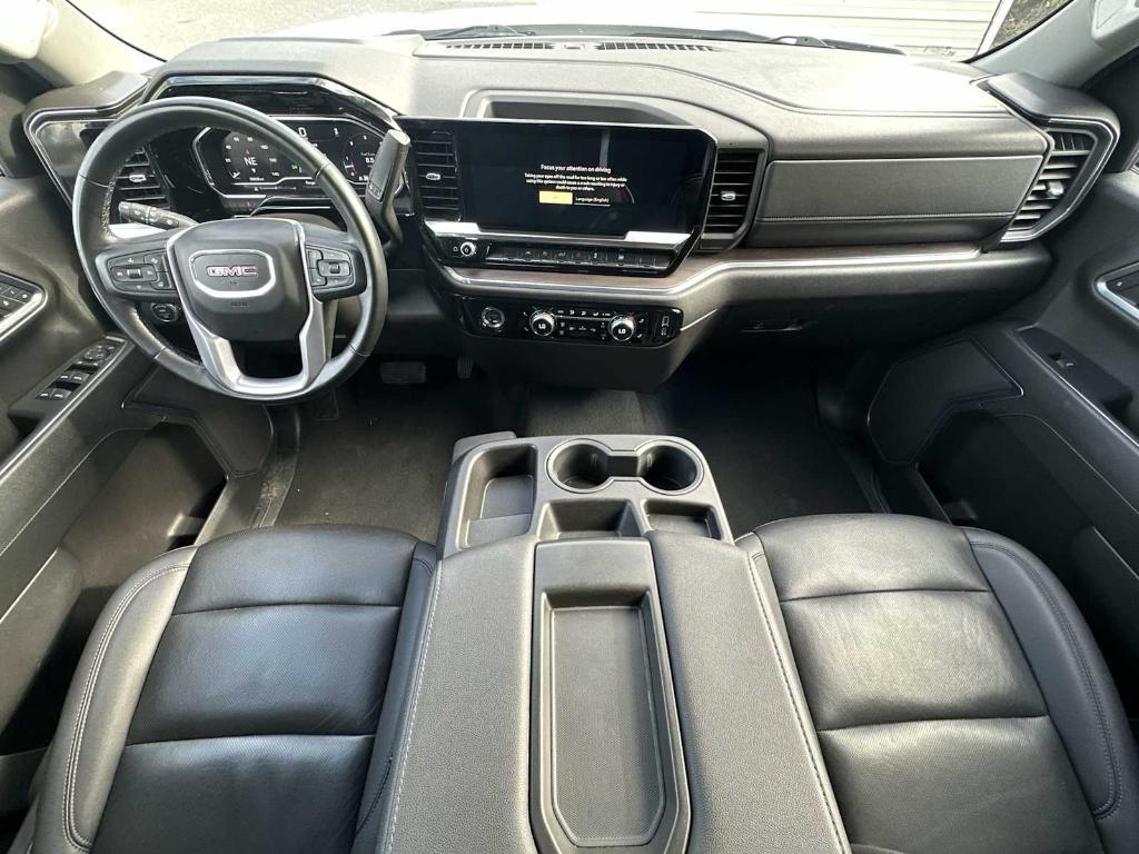 used 2024 GMC Sierra 1500 car, priced at $42,997