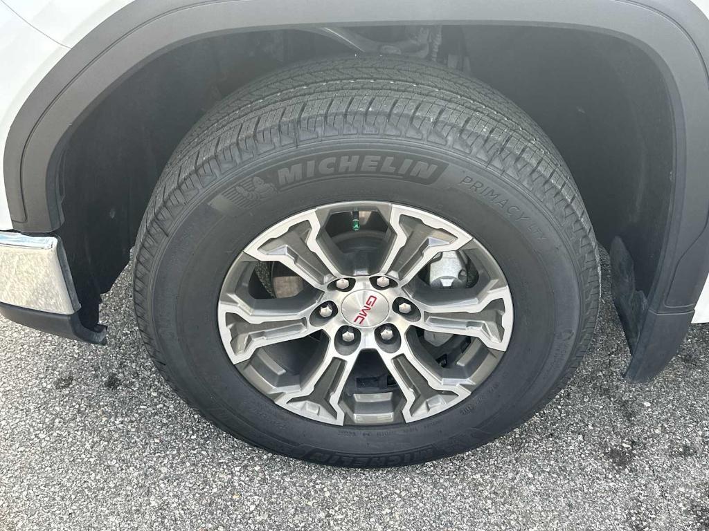 used 2024 GMC Sierra 1500 car, priced at $42,997