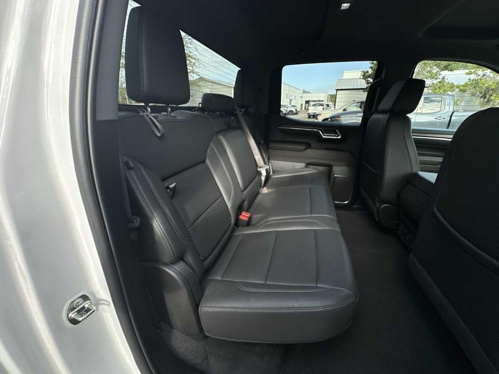 used 2024 GMC Sierra 1500 car, priced at $42,997