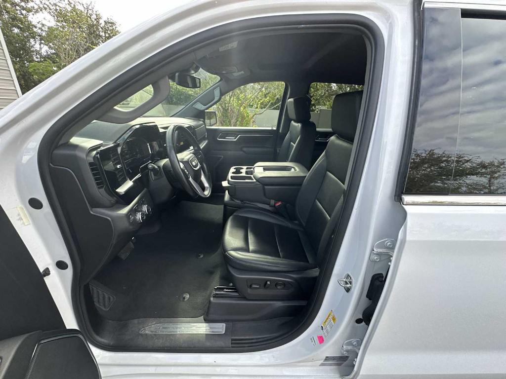 used 2024 GMC Sierra 1500 car, priced at $42,997