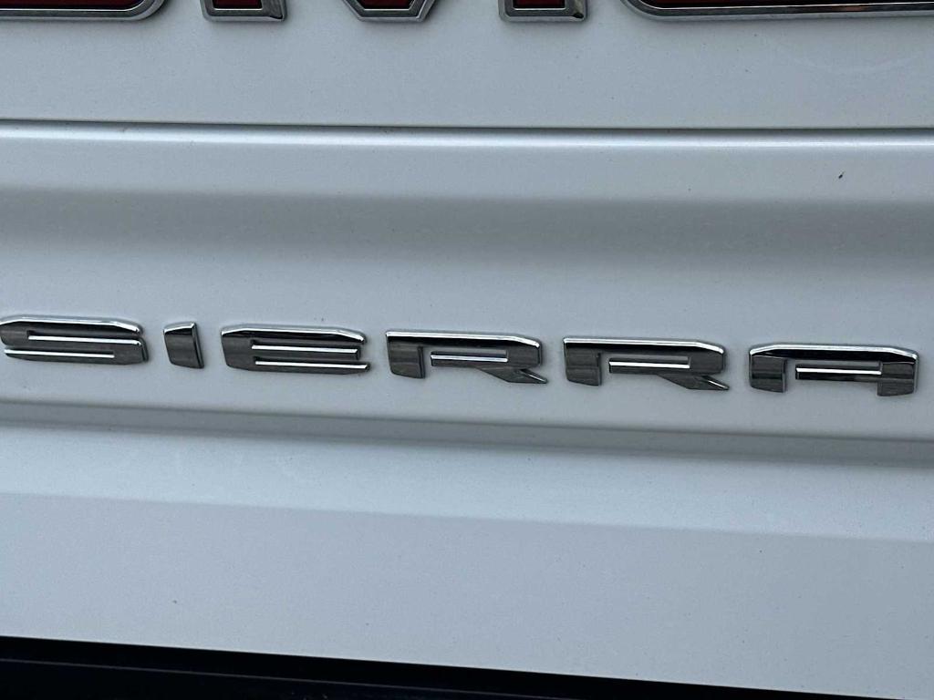 used 2024 GMC Sierra 1500 car, priced at $42,997