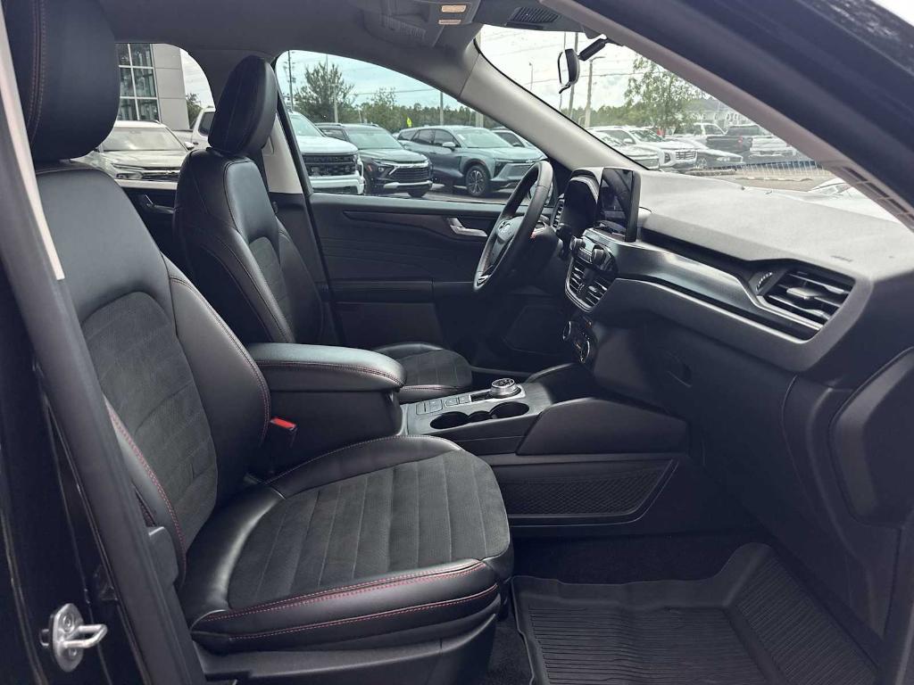 used 2022 Ford Escape car, priced at $23,997