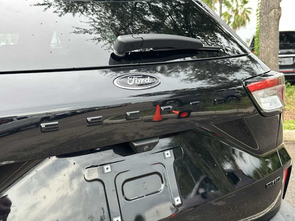 used 2022 Ford Escape car, priced at $23,997