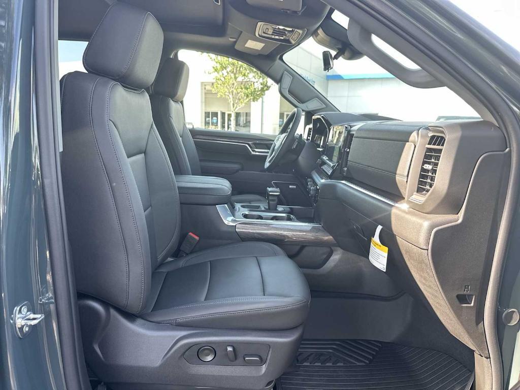 new 2026 Chevrolet Silverado 1500 car, priced at $62,020