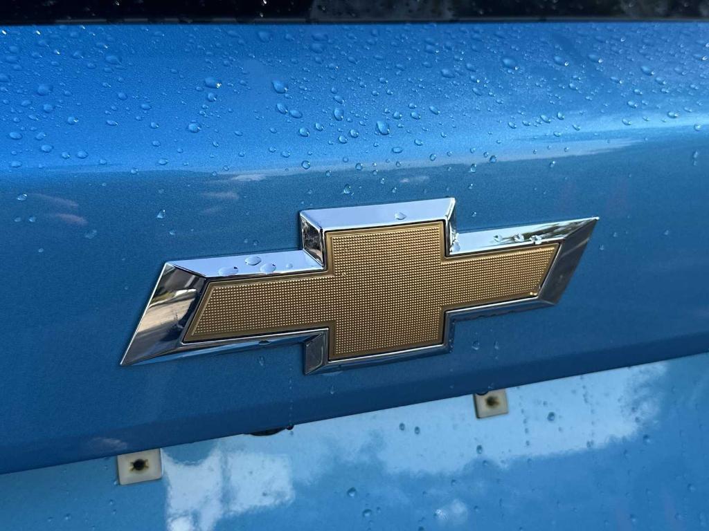 new 2025 Chevrolet Trax car, priced at $22,215