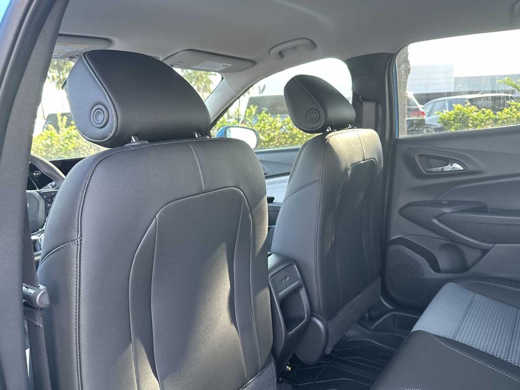 new 2025 Chevrolet Trax car, priced at $22,215