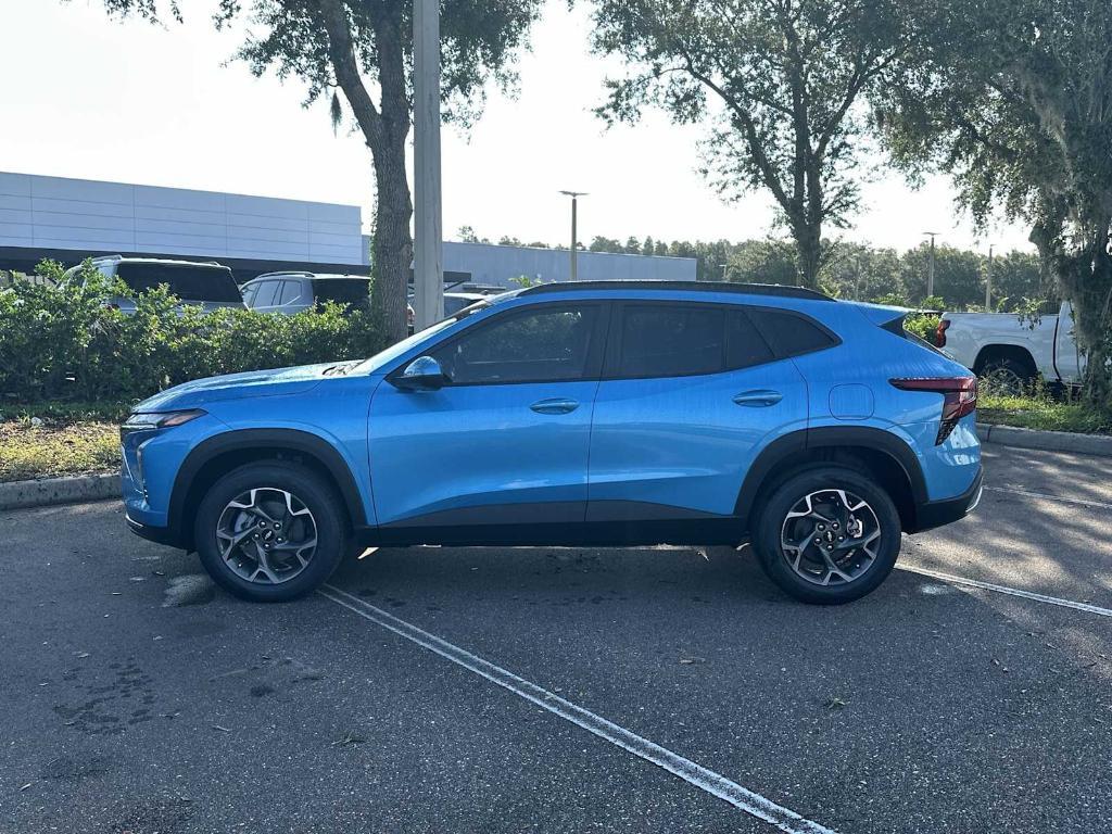 new 2025 Chevrolet Trax car, priced at $22,215