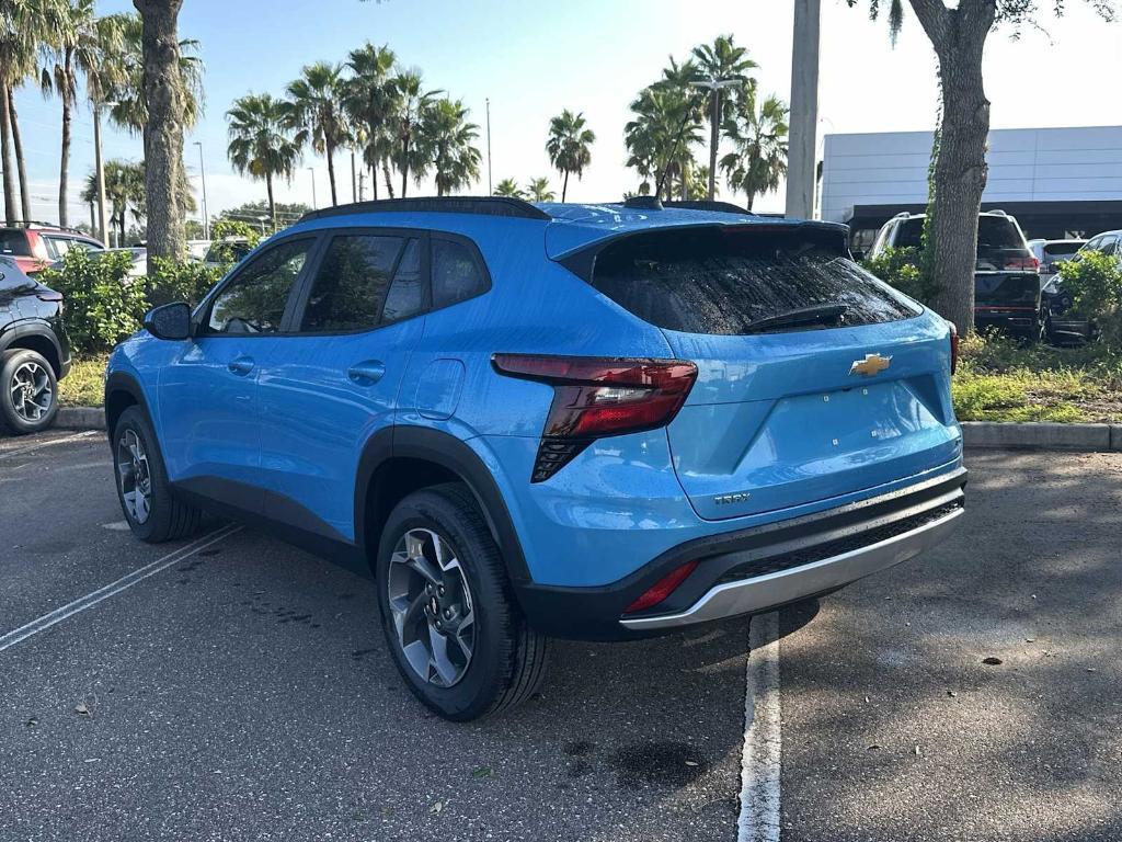 new 2025 Chevrolet Trax car, priced at $22,215