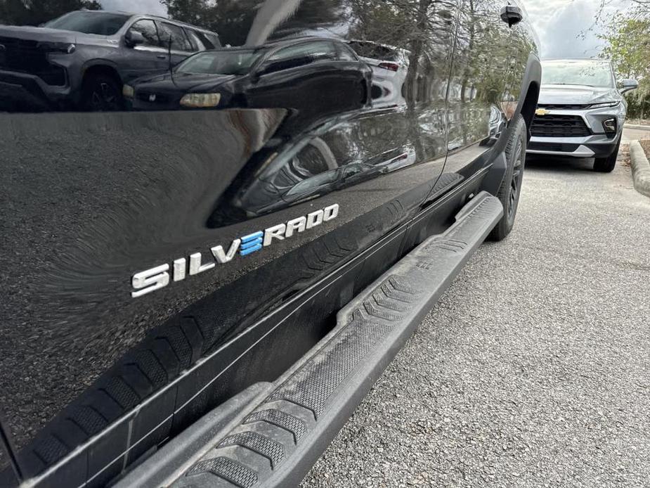 new 2025 Chevrolet Silverado EV car, priced at $75,185