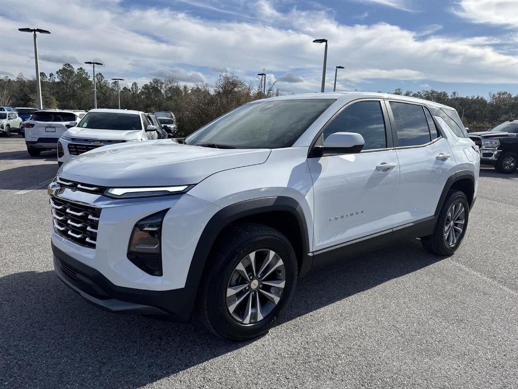 new 2025 Chevrolet Equinox car, priced at $29,495