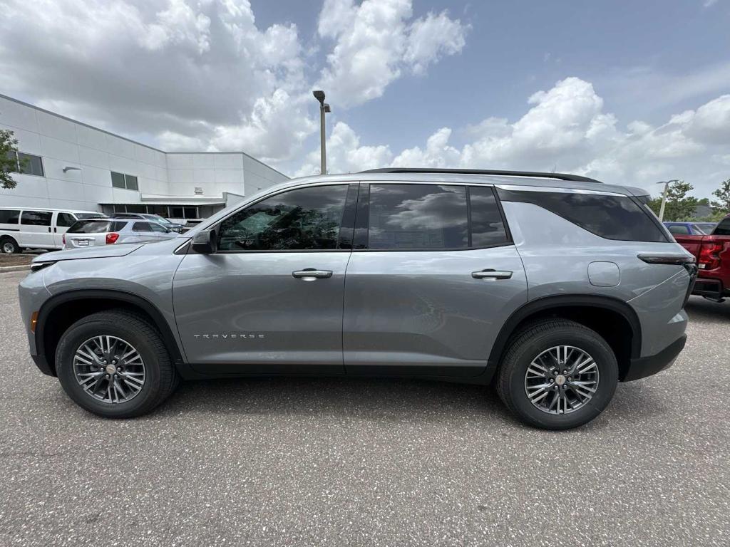 new 2025 Chevrolet Traverse car, priced at $40,645