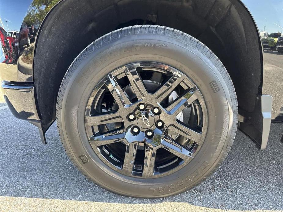 new 2025 Chevrolet Silverado 1500 car, priced at $43,520