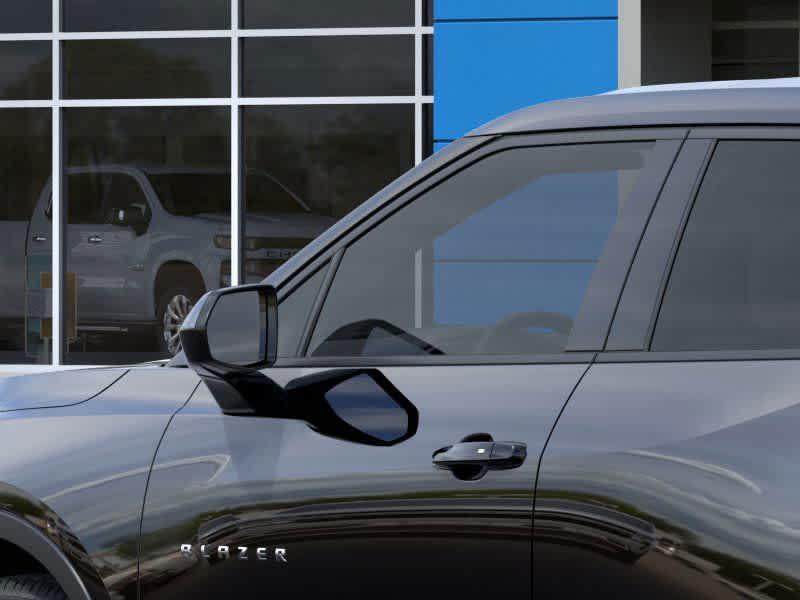 new 2025 Chevrolet Blazer car, priced at $30,445