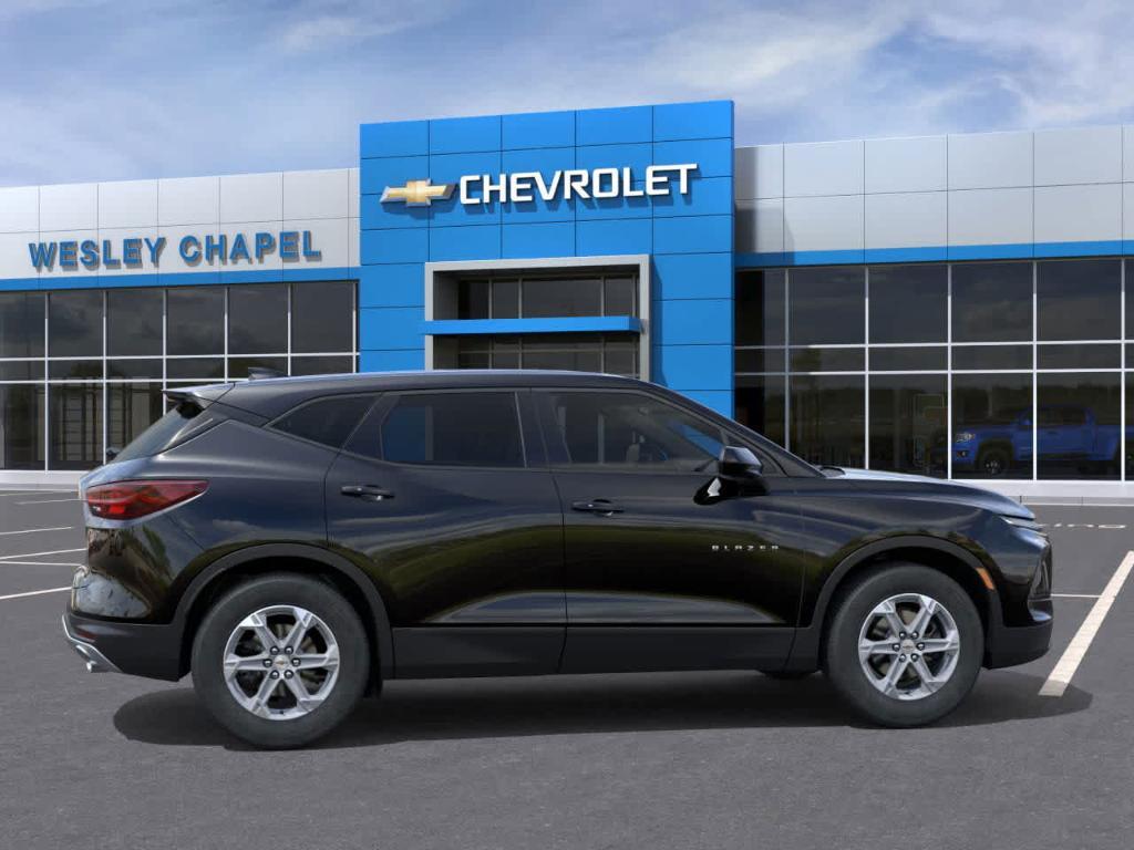 new 2025 Chevrolet Blazer car, priced at $30,445