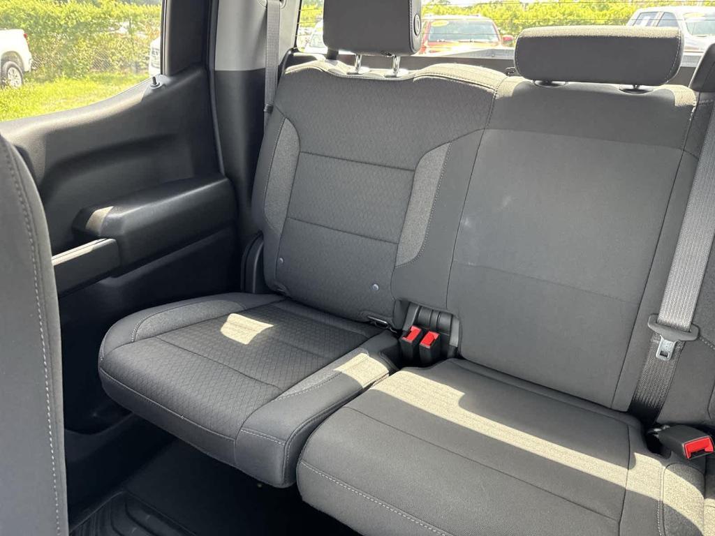 new 2025 Chevrolet Silverado 1500 car, priced at $36,239