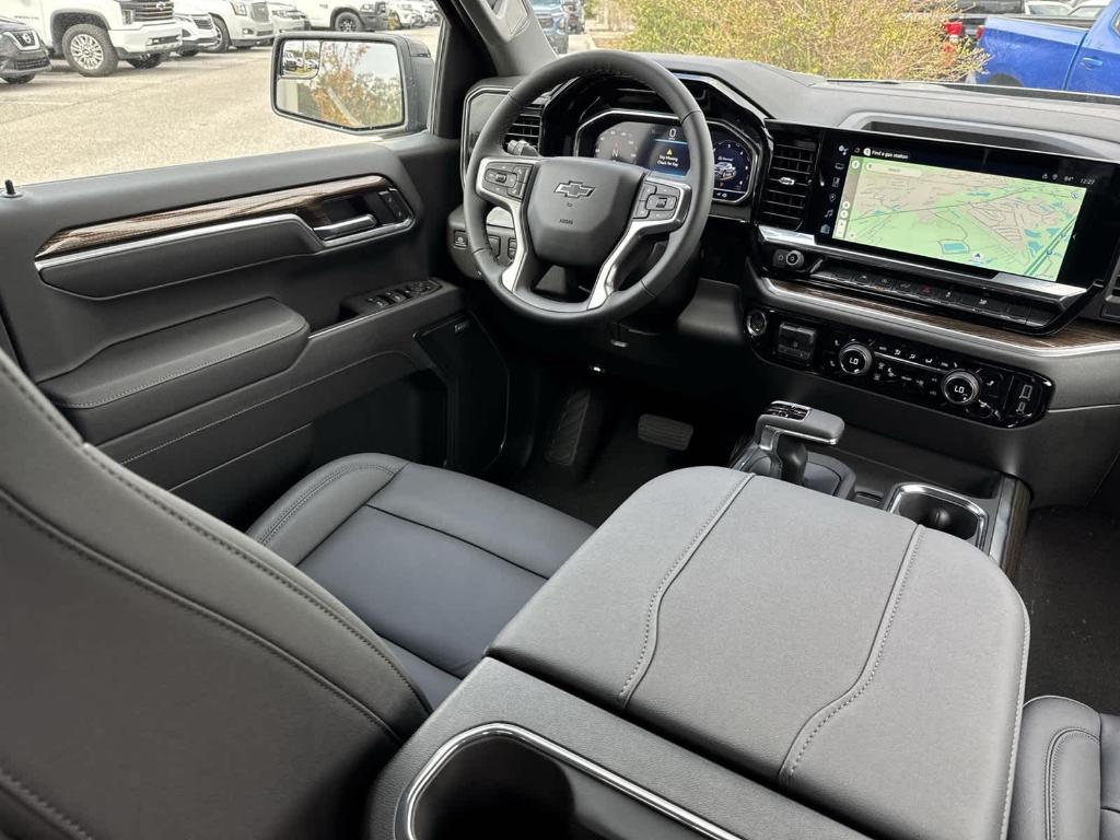 new 2025 Chevrolet Silverado 1500 car, priced at $51,105