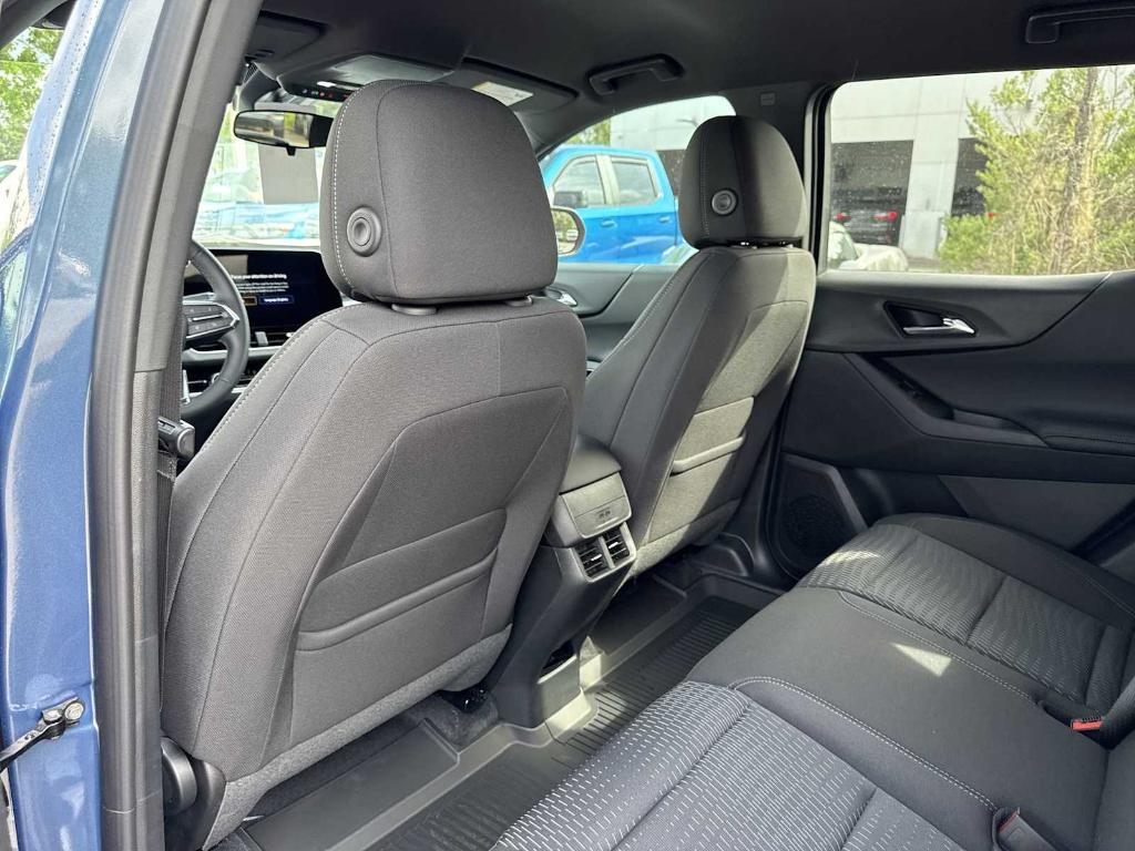 new 2026 Chevrolet Equinox car, priced at $26,220