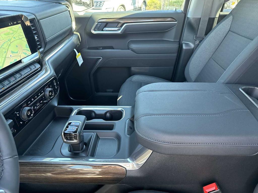 new 2025 Chevrolet Silverado 1500 car, priced at $50,915