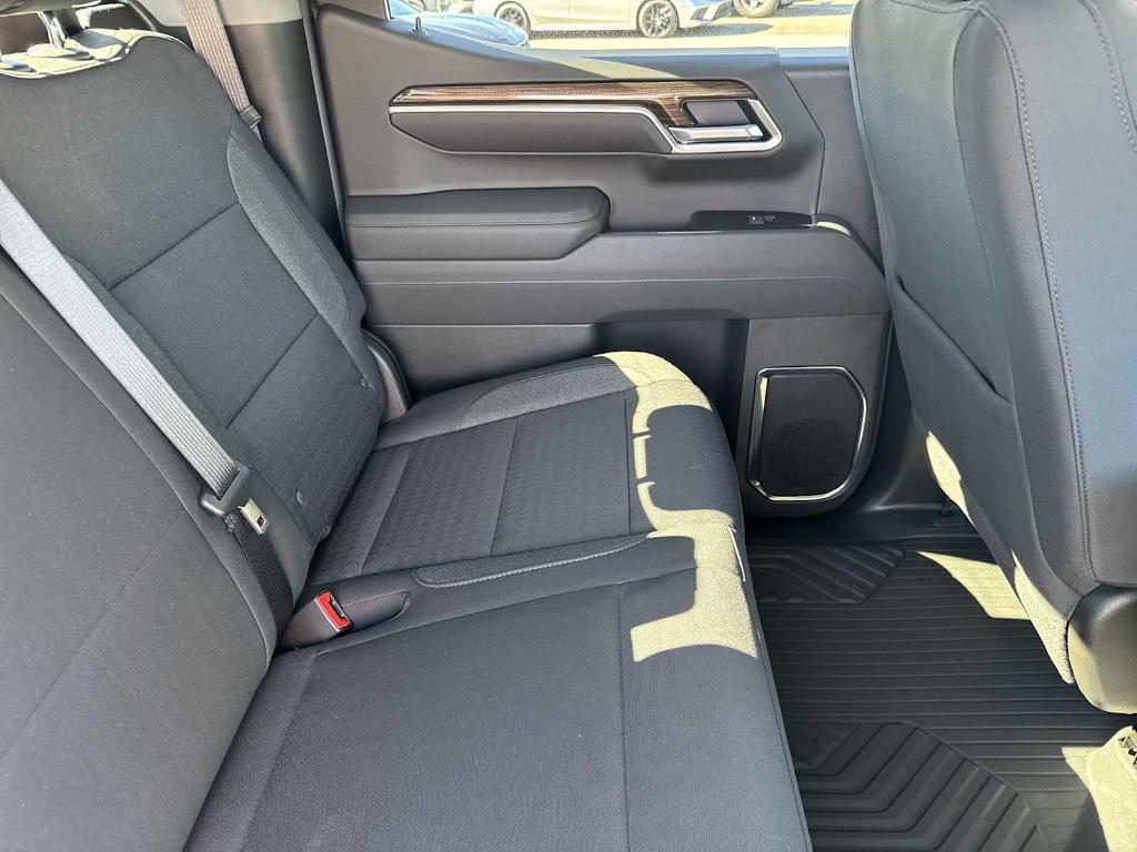 new 2025 Chevrolet Silverado 1500 car, priced at $50,915