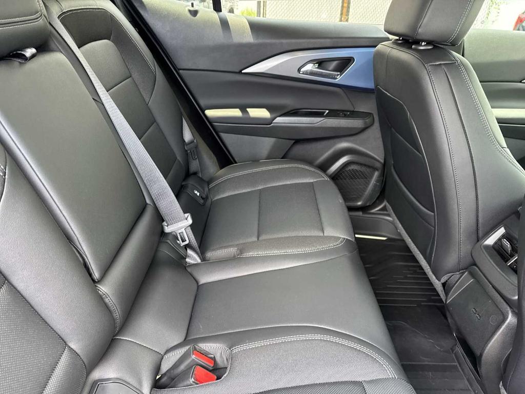 new 2025 Chevrolet Equinox EV car, priced at $34,440