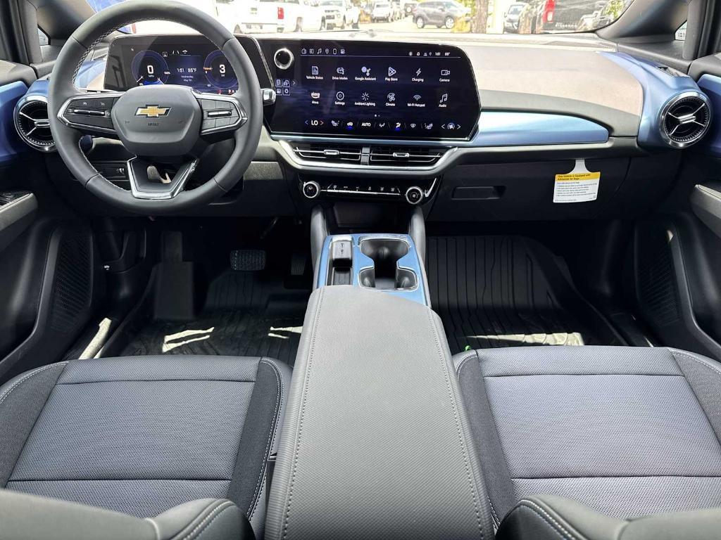 new 2025 Chevrolet Equinox EV car, priced at $34,440