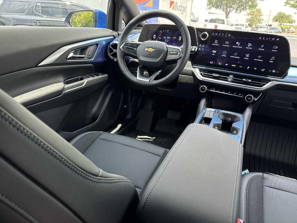 new 2025 Chevrolet Equinox EV car, priced at $34,440