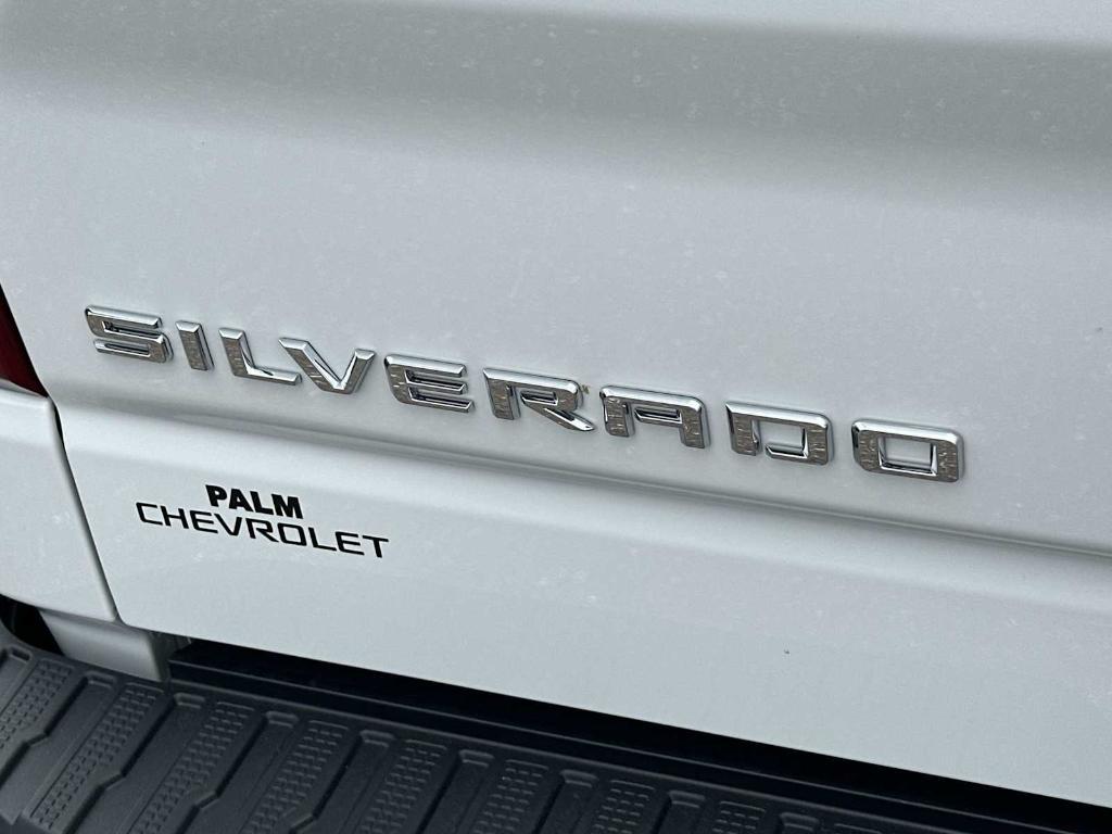new 2025 Chevrolet Silverado 1500 car, priced at $43,795
