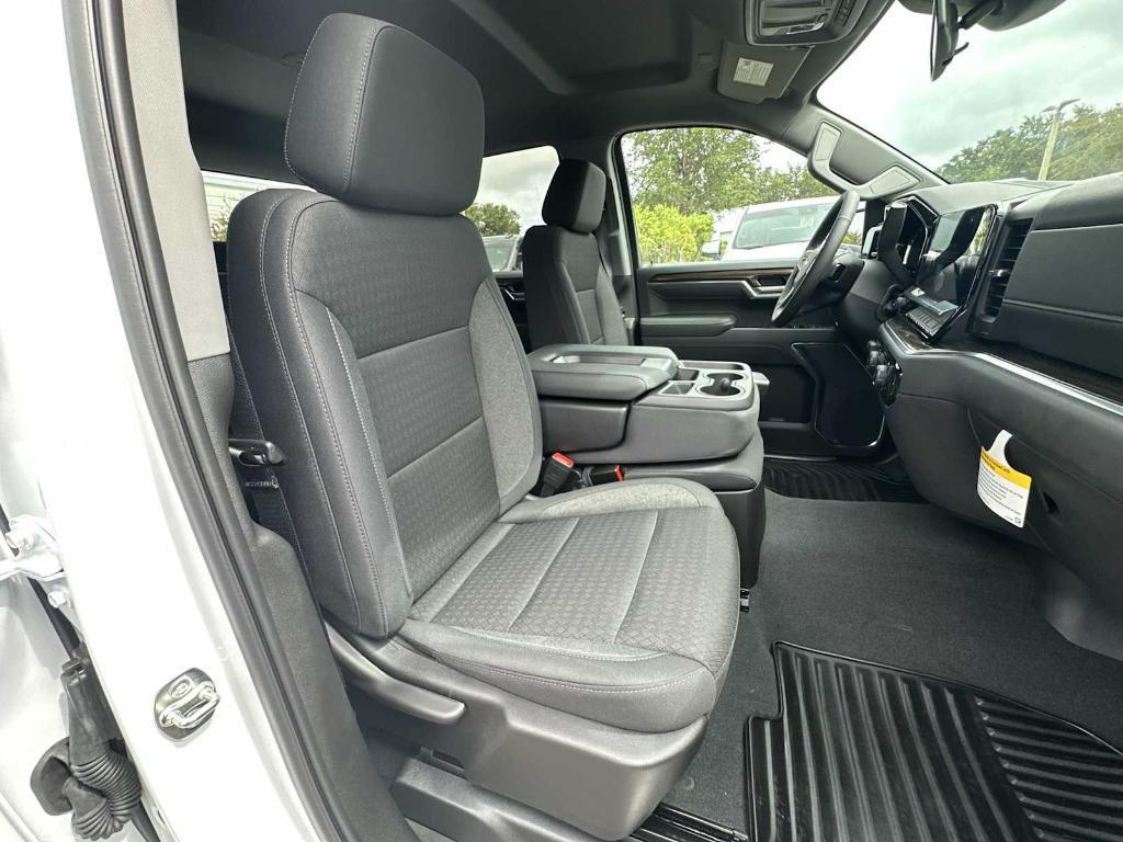 new 2025 Chevrolet Silverado 1500 car, priced at $43,795