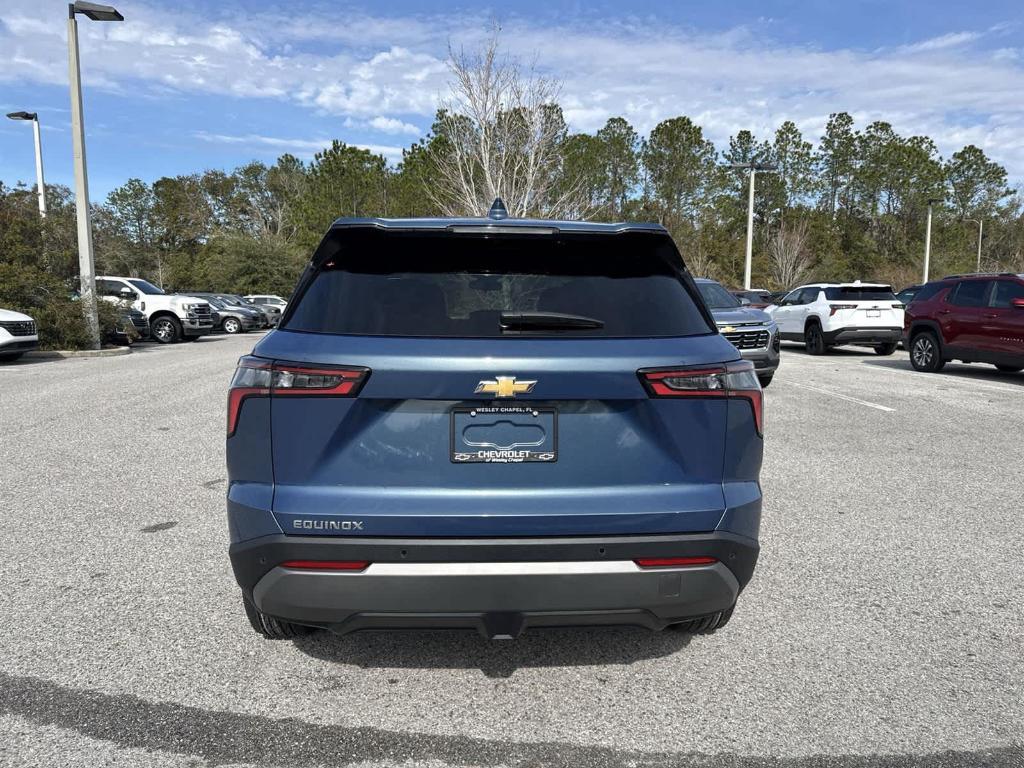 new 2025 Chevrolet Equinox car, priced at $29,495