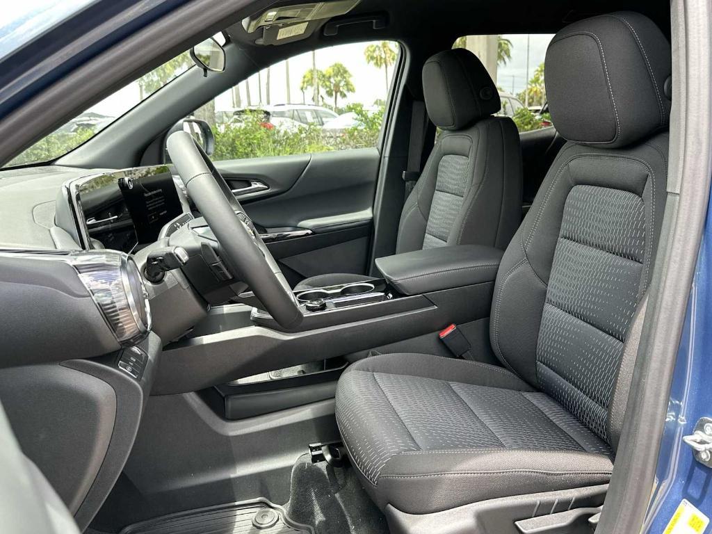 new 2026 Chevrolet Equinox car, priced at $26,220
