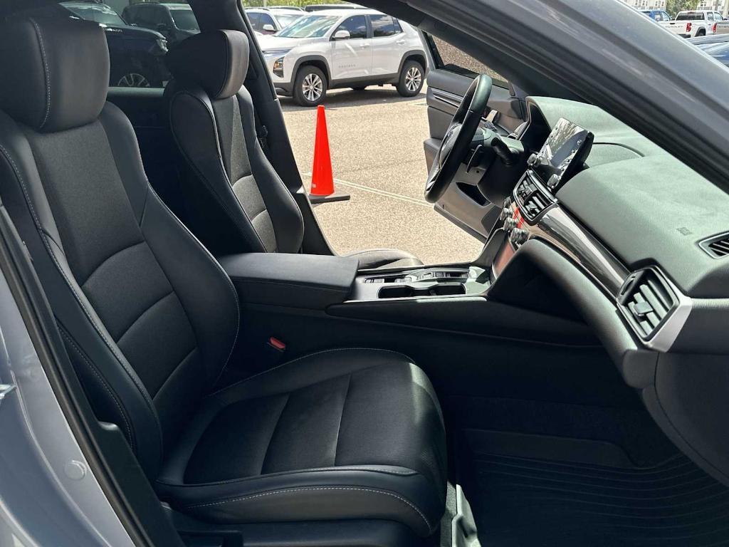 used 2022 Honda Accord Hybrid car, priced at $23,554