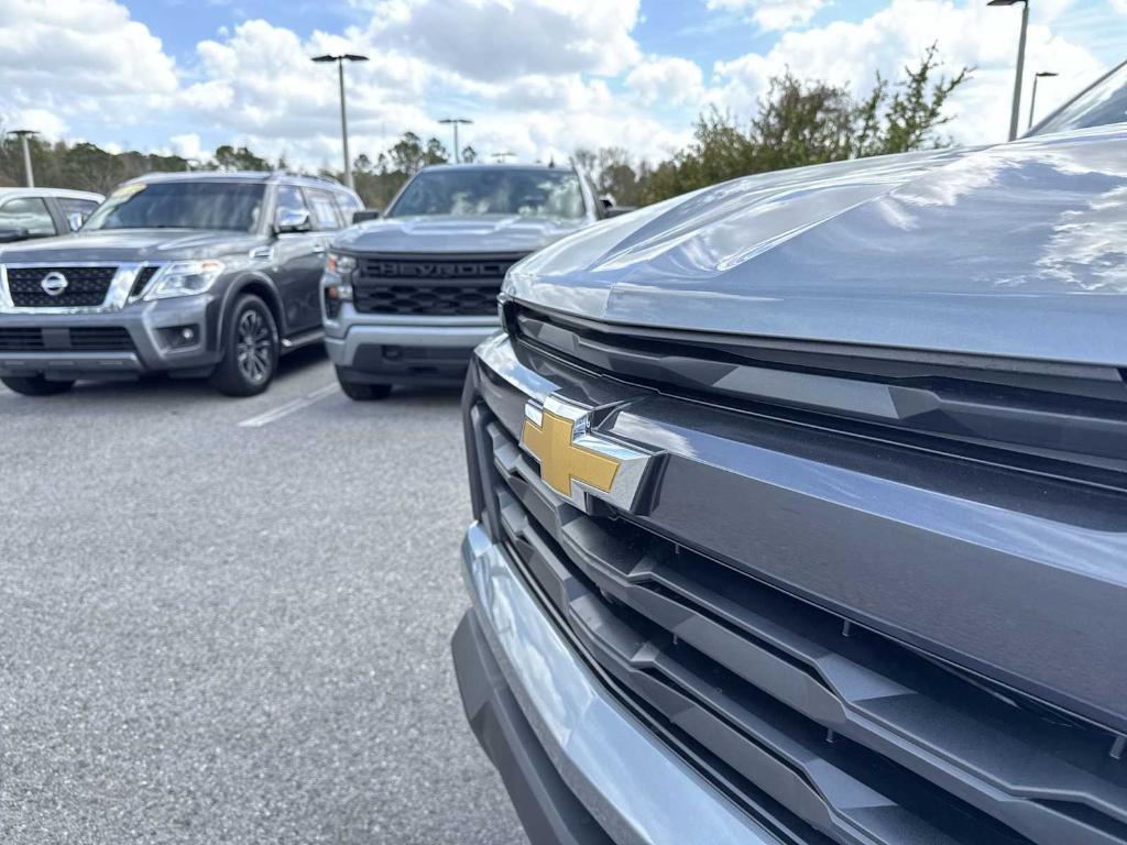 new 2025 Chevrolet Colorado car, priced at $37,215