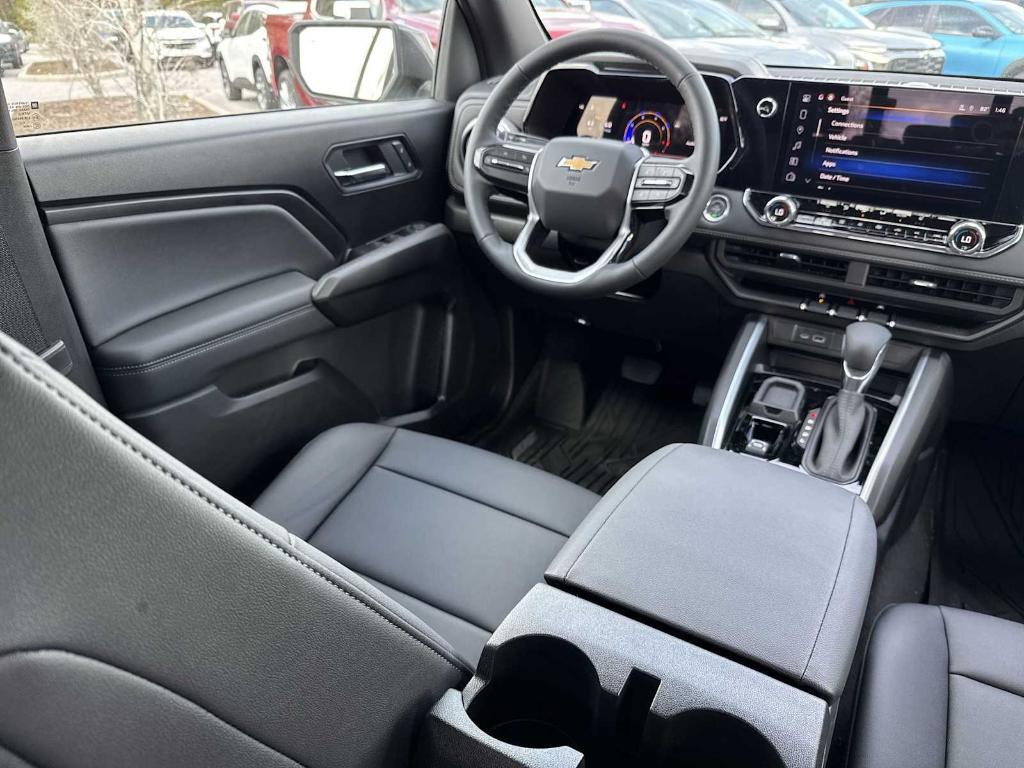 new 2025 Chevrolet Colorado car, priced at $37,215