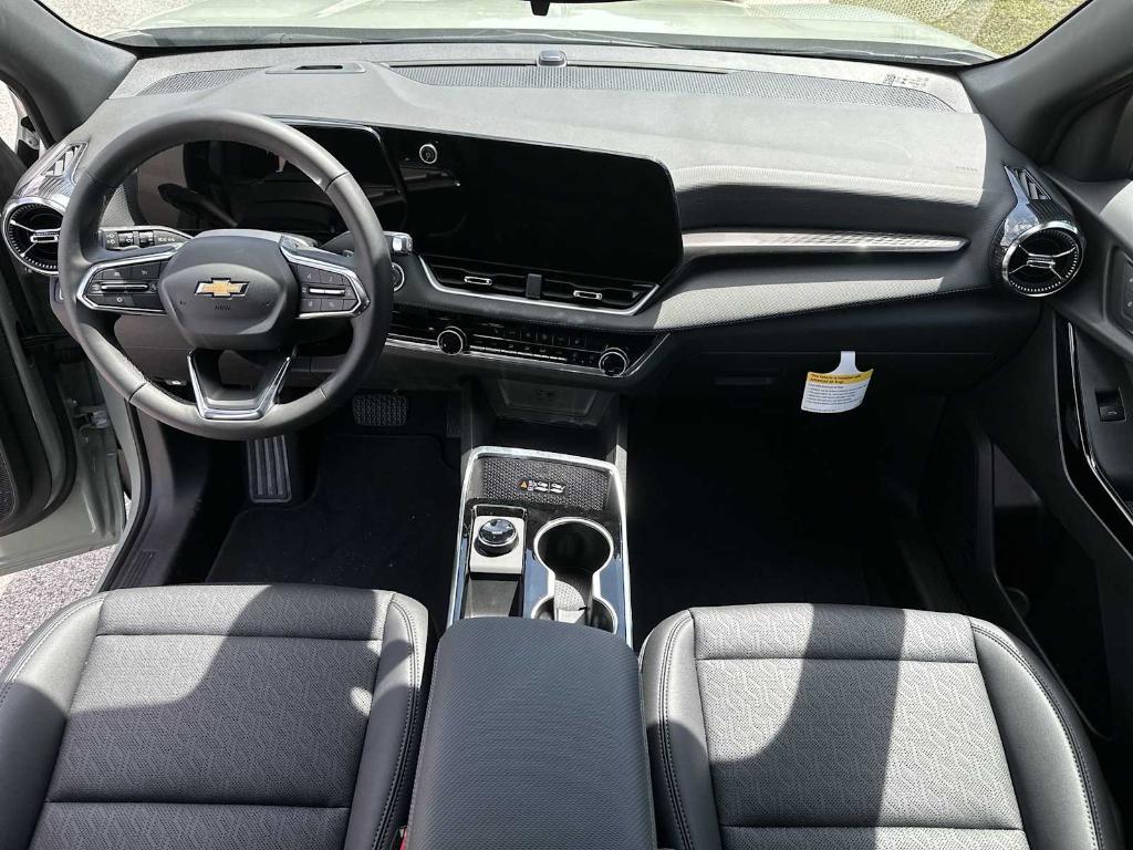 new 2026 Chevrolet Equinox car, priced at $27,545